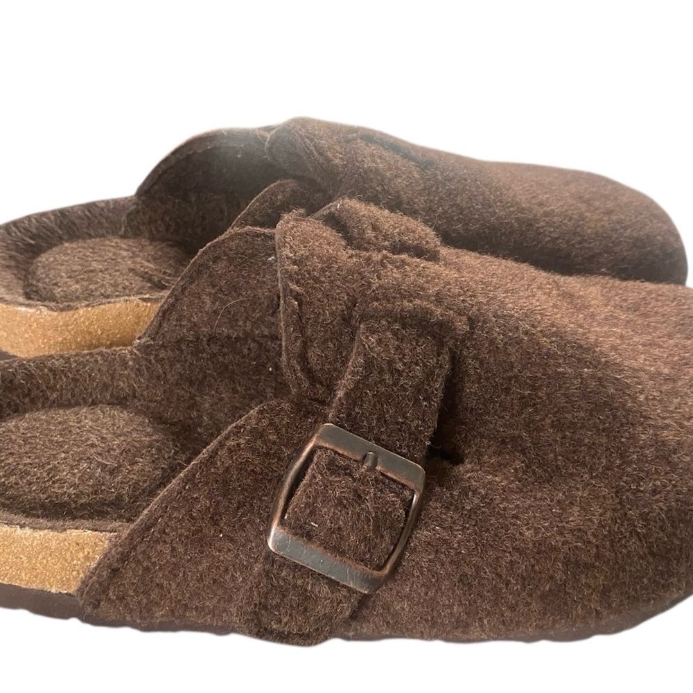 Cushionaire Brown Wool Clogs with Buckle - Picture 2 of 5
